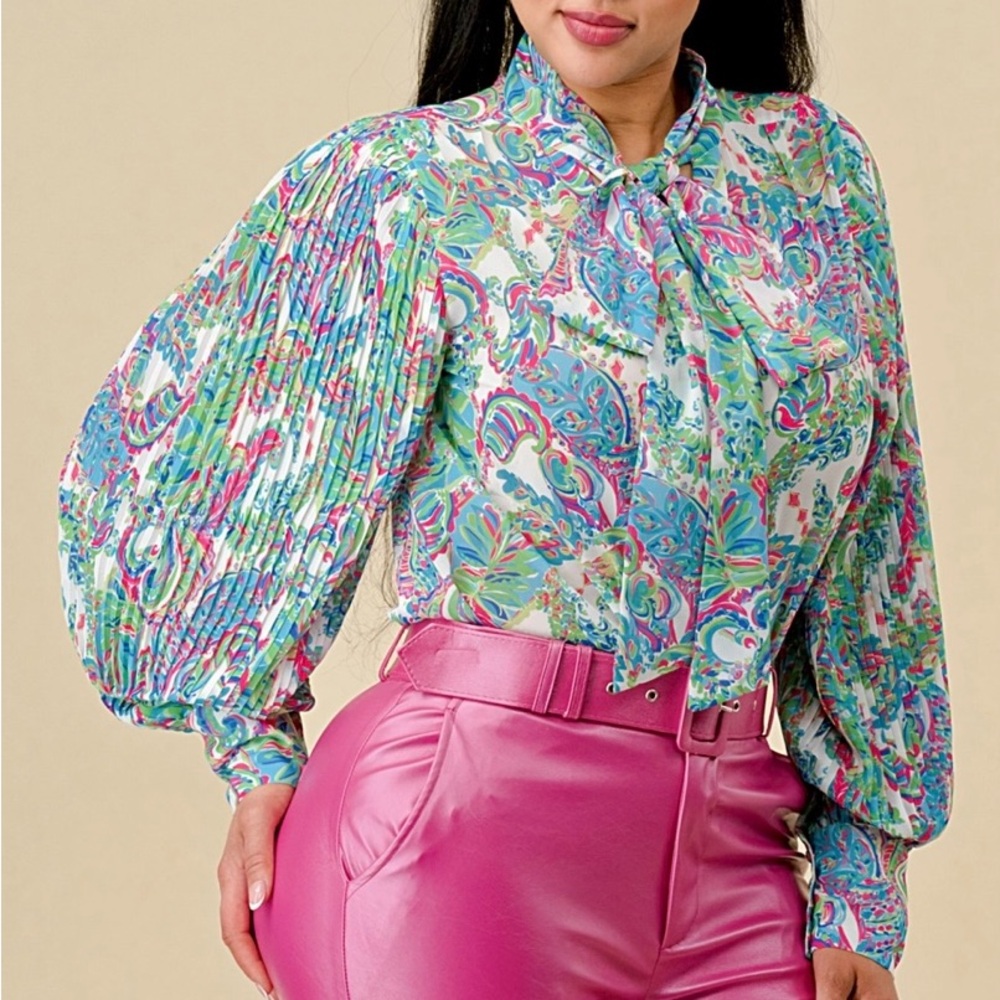 Floral Print Blouse with Bow Tie